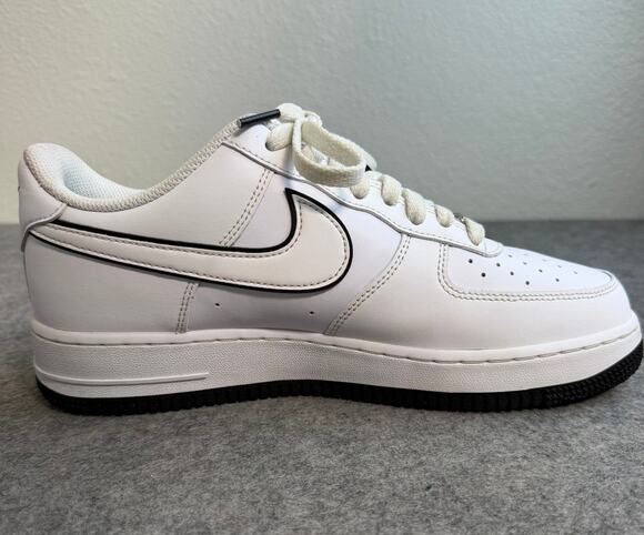 Nike Air Force 1 \'07 Low White Black Panda DV0788-103 Sneakers Men\'s Size 8.5 main image 10